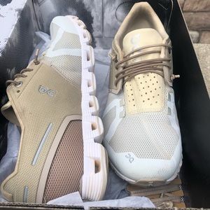 On cloud running shoes (cloud 50/50)